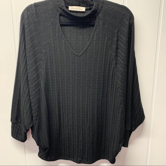 NWT Dolman Sleeve Black Blouse - Picture 4 of 15